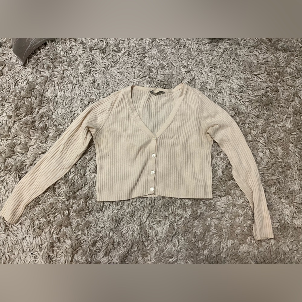 Everlane Cropped Cream Ribbed Button-Up Cardigan